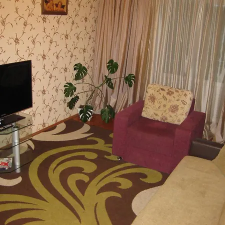 Apartment On Komsomolskaya *